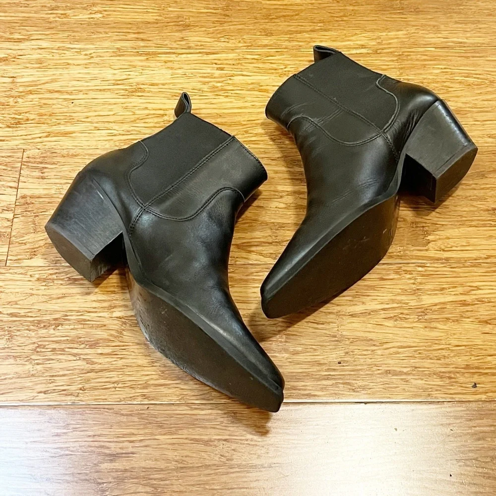 Everlane The Western Black Leather Ankle Boots. Size Women's 8.5